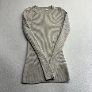 Abercrombie and Fitch Ribbed Fitted Sweater- S